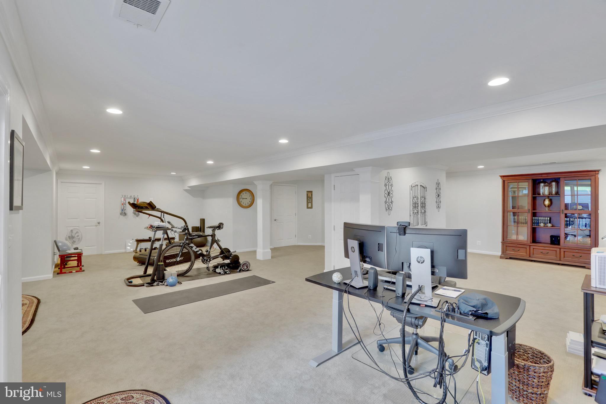 1228 Bradfield Dr SW