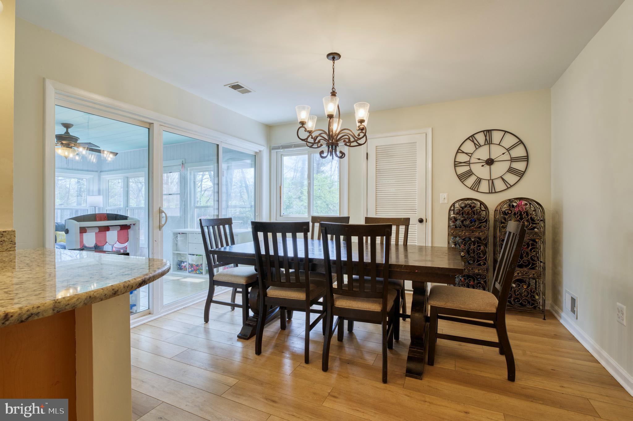 411 Sugarland Run Dr