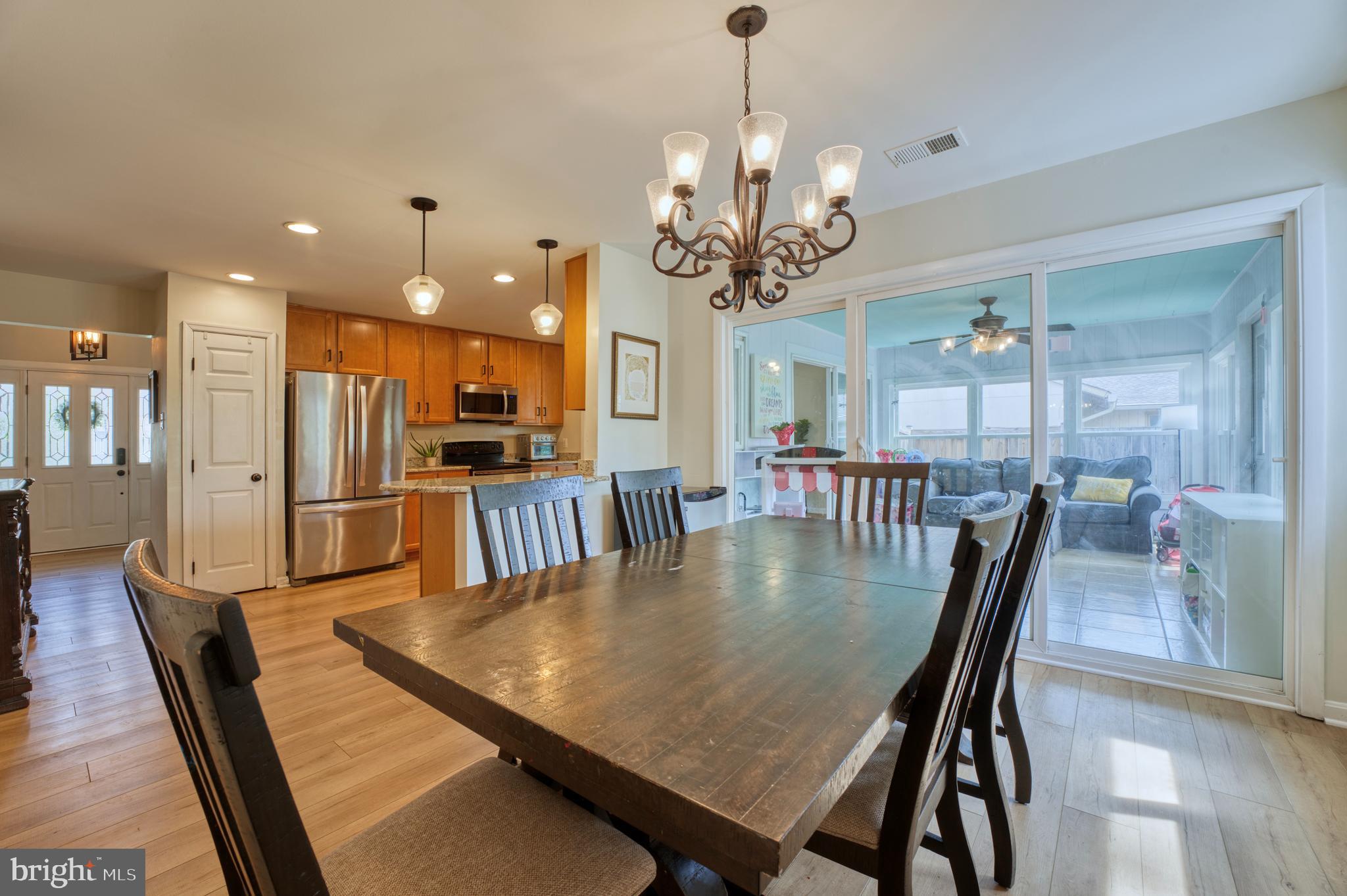411 Sugarland Run Dr