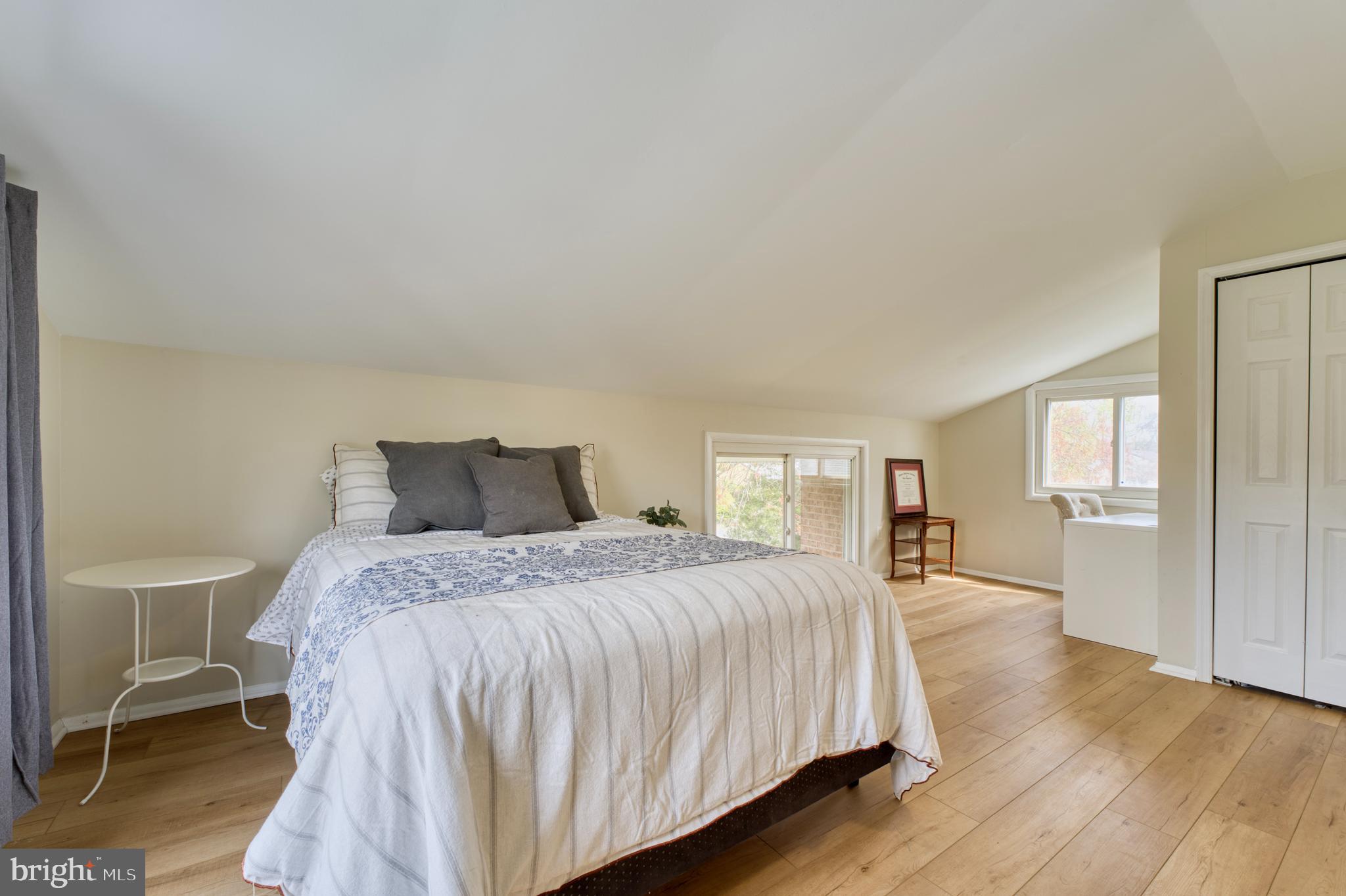 411 Sugarland Run Dr