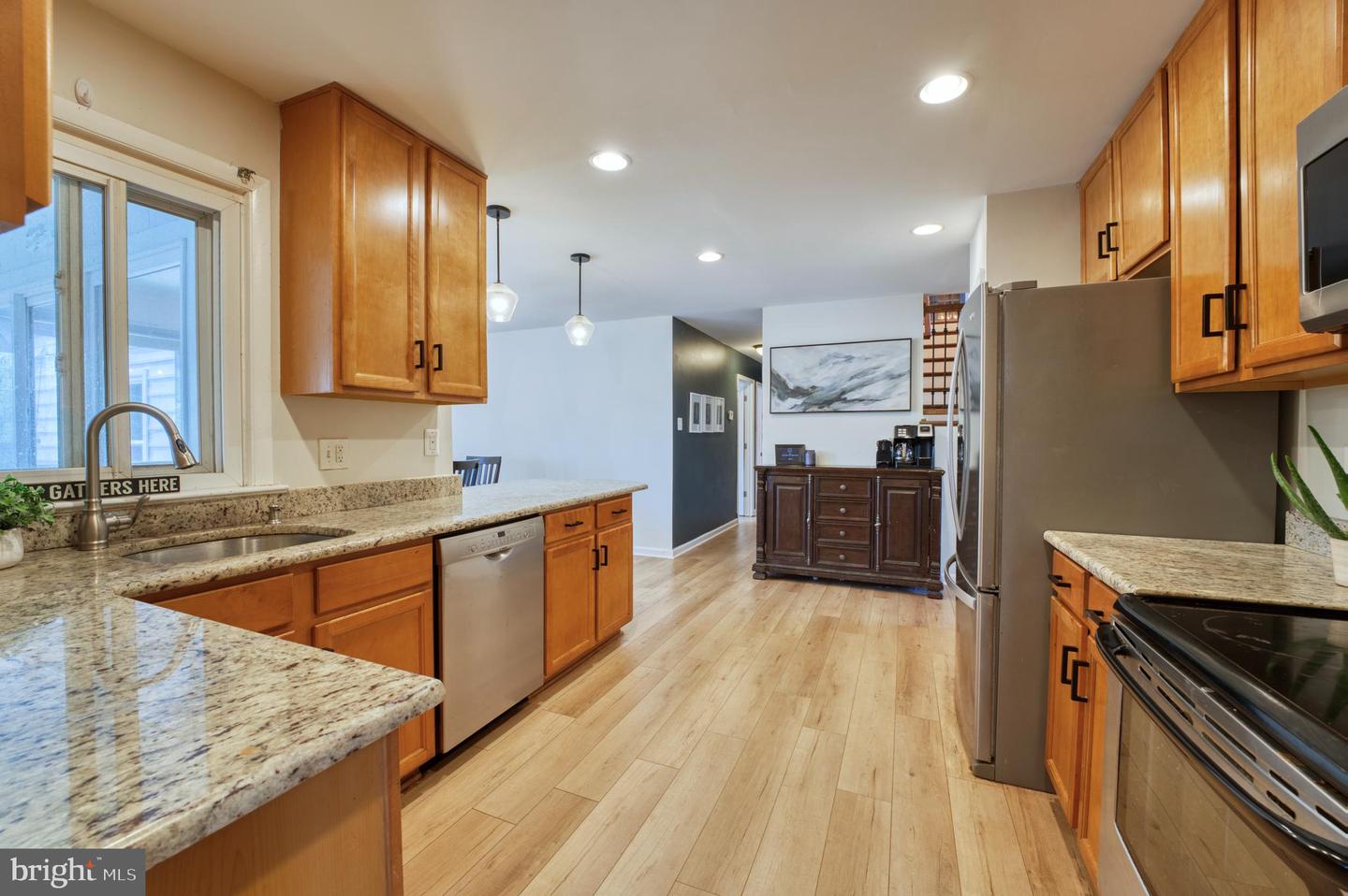 411 Sugarland Run Dr