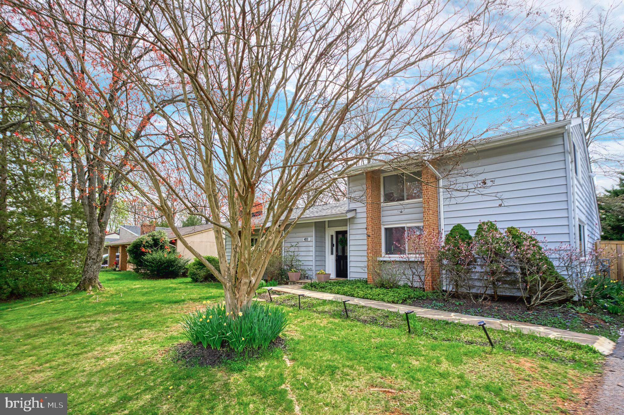 411 Sugarland Run Dr