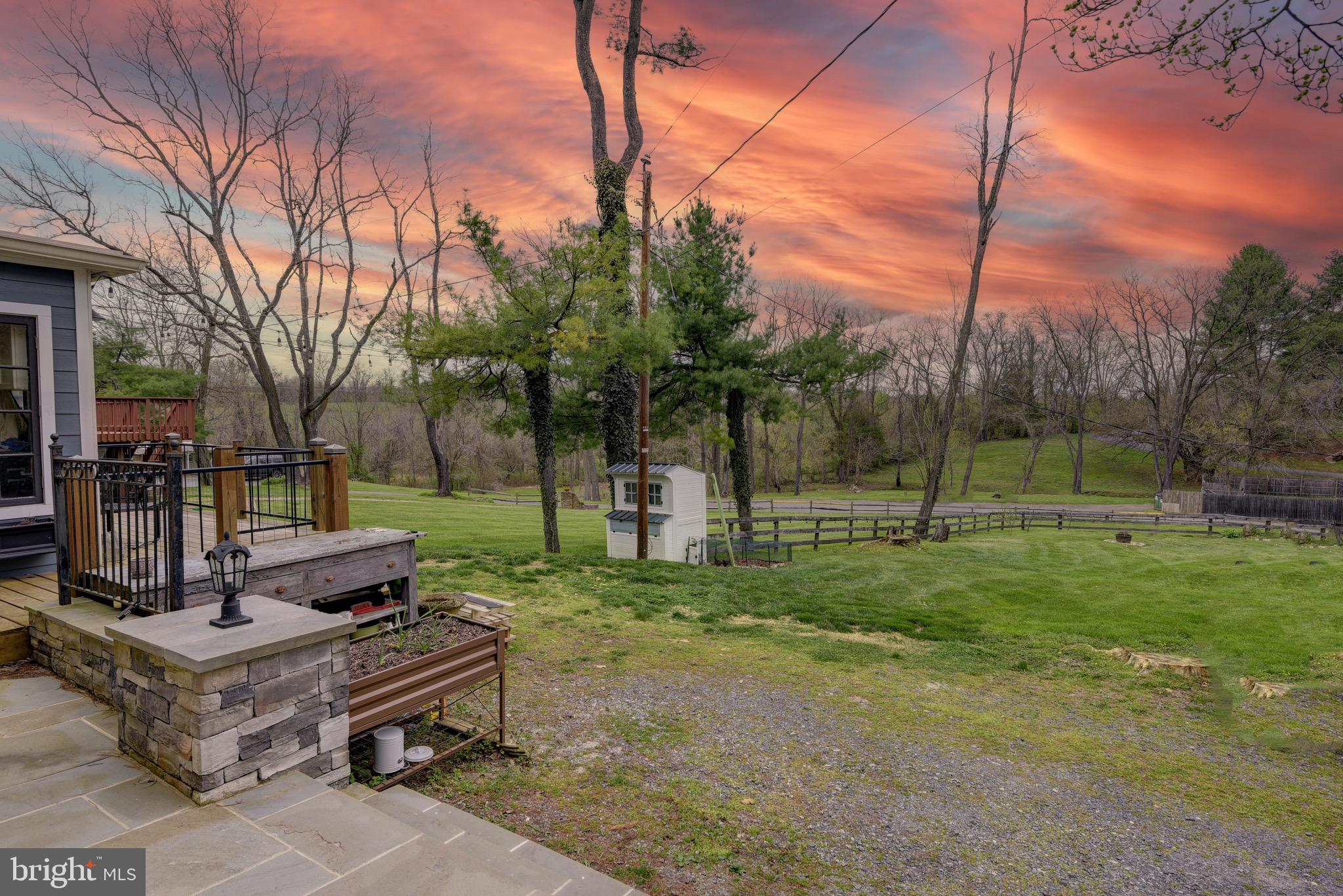 23381 Sam Fred Rd