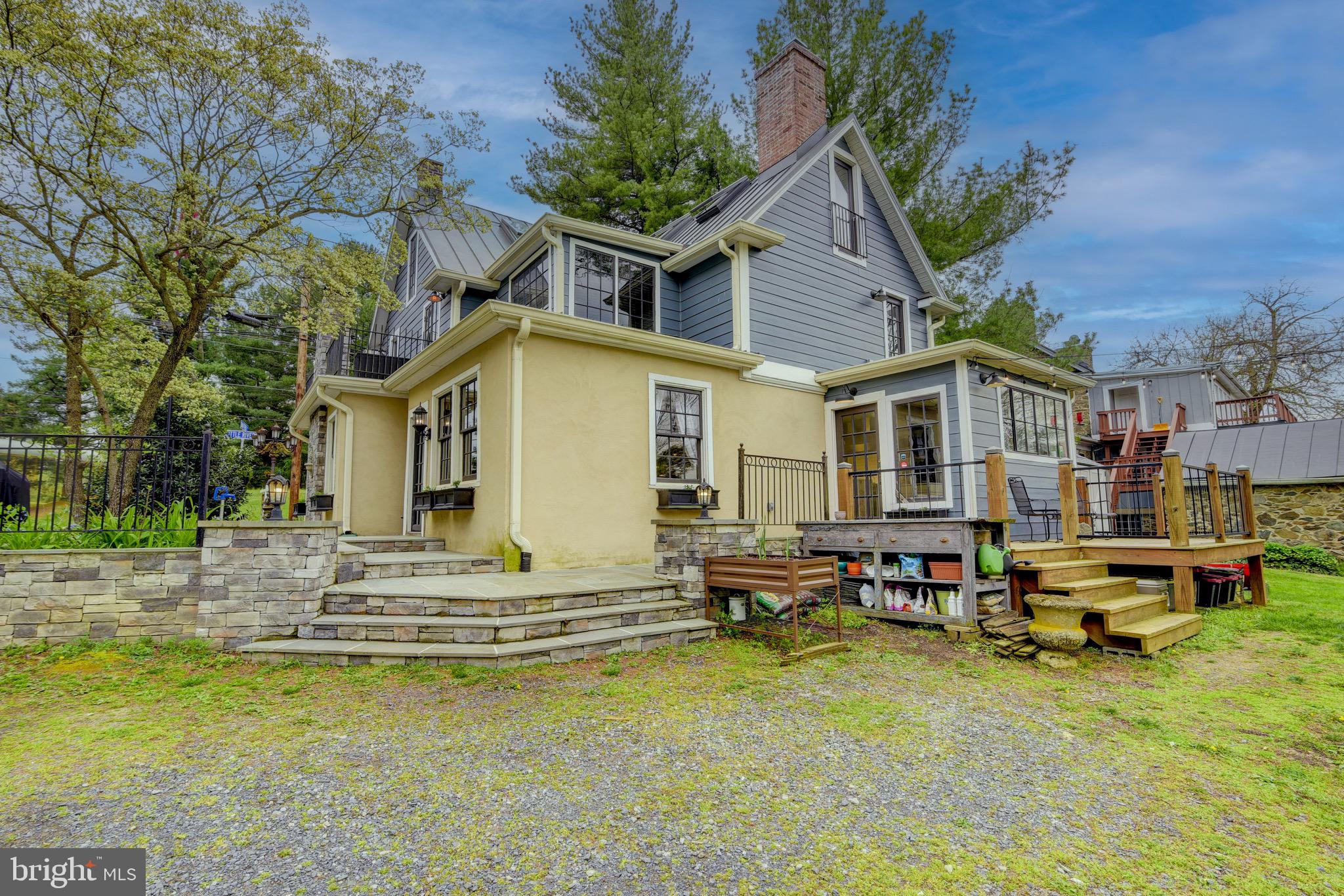 23381 Sam Fred Rd