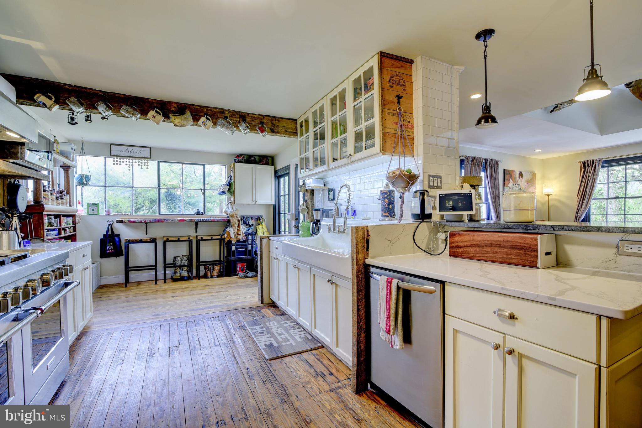 23381 Sam Fred Rd