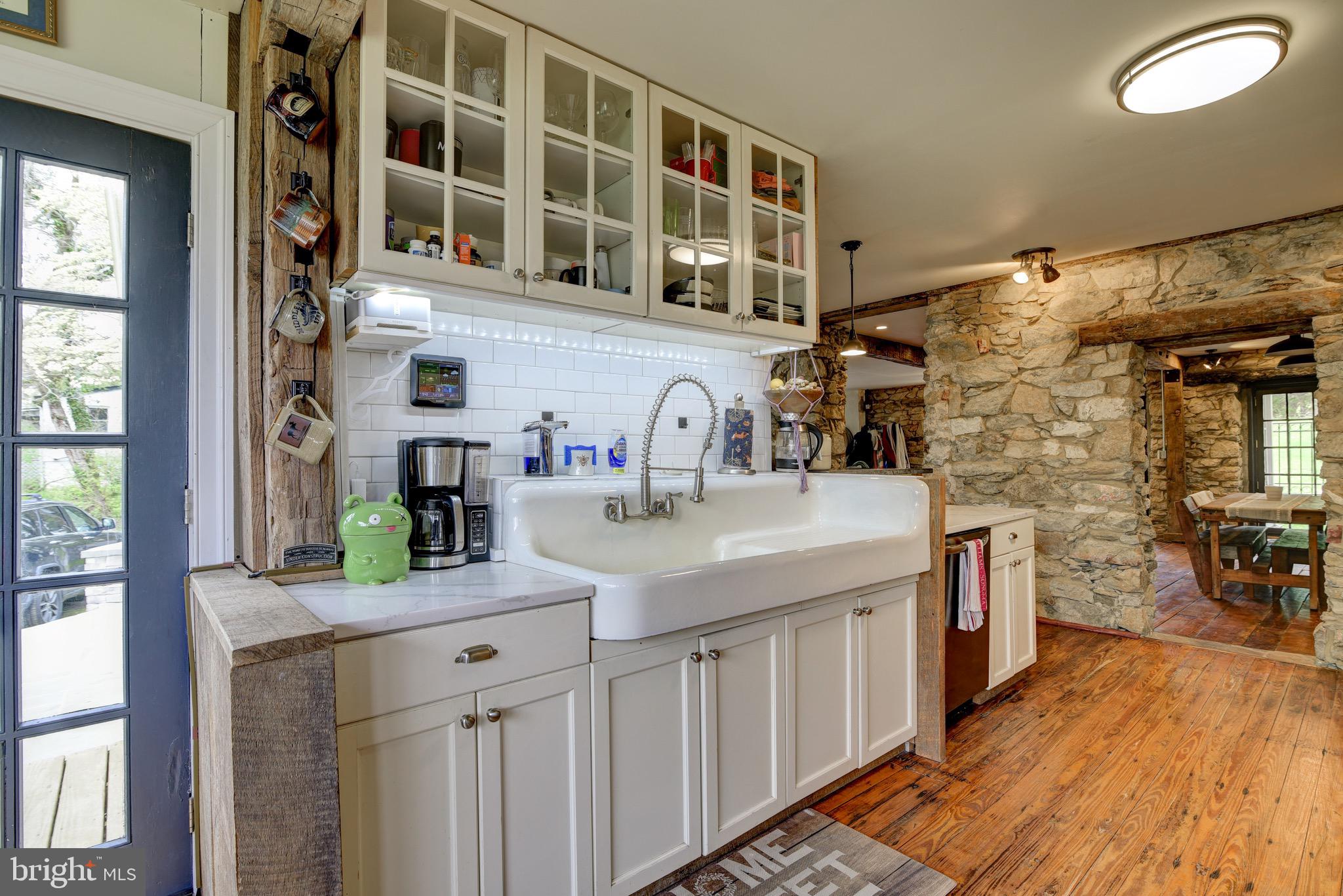 23381 Sam Fred Rd