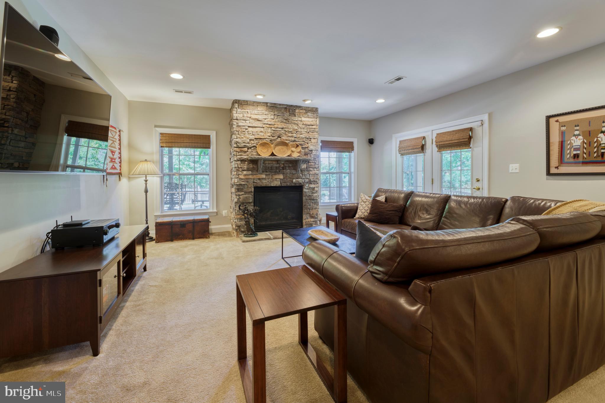22176 Windy Pine Ct