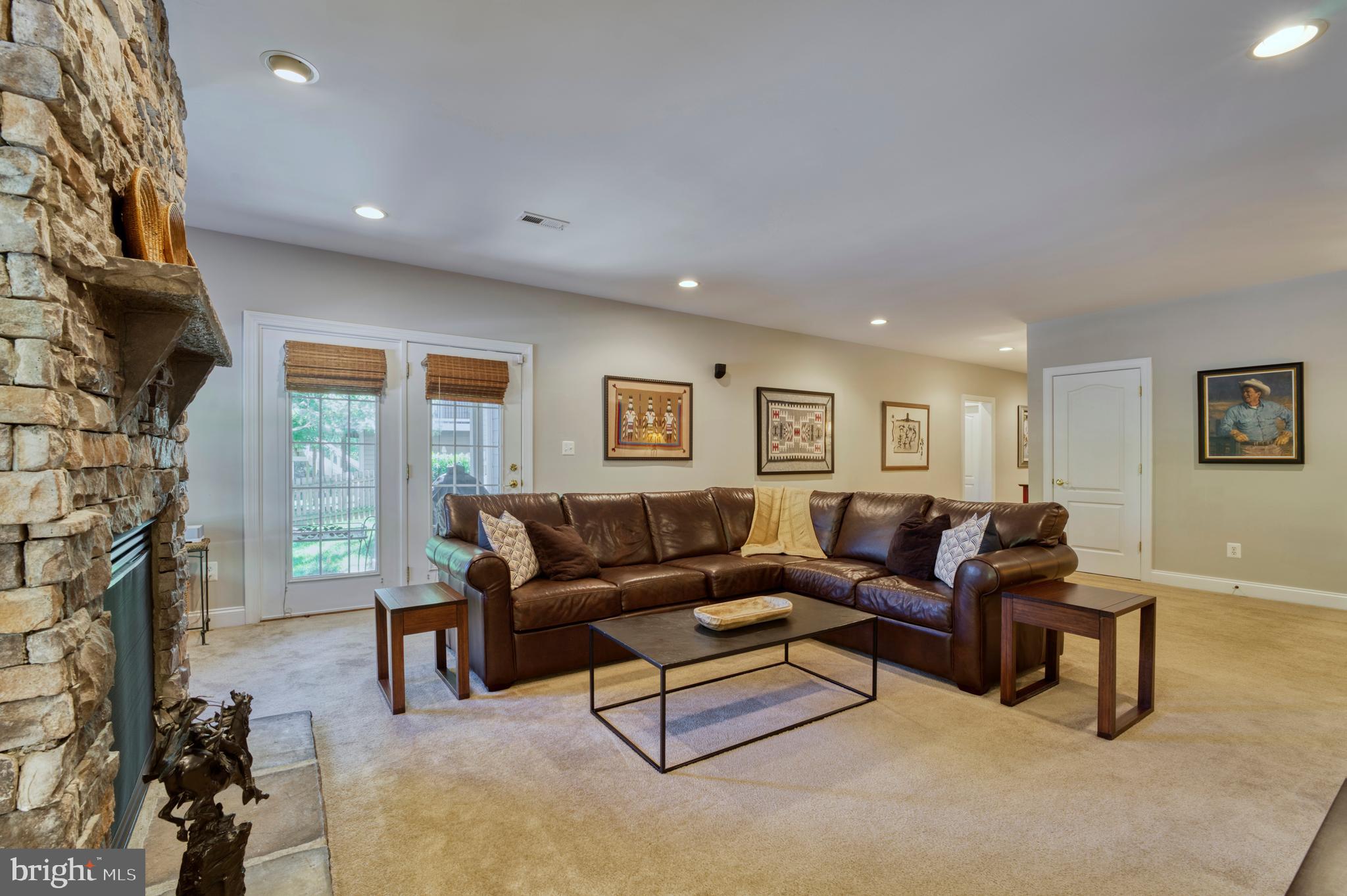 22176 Windy Pine Ct