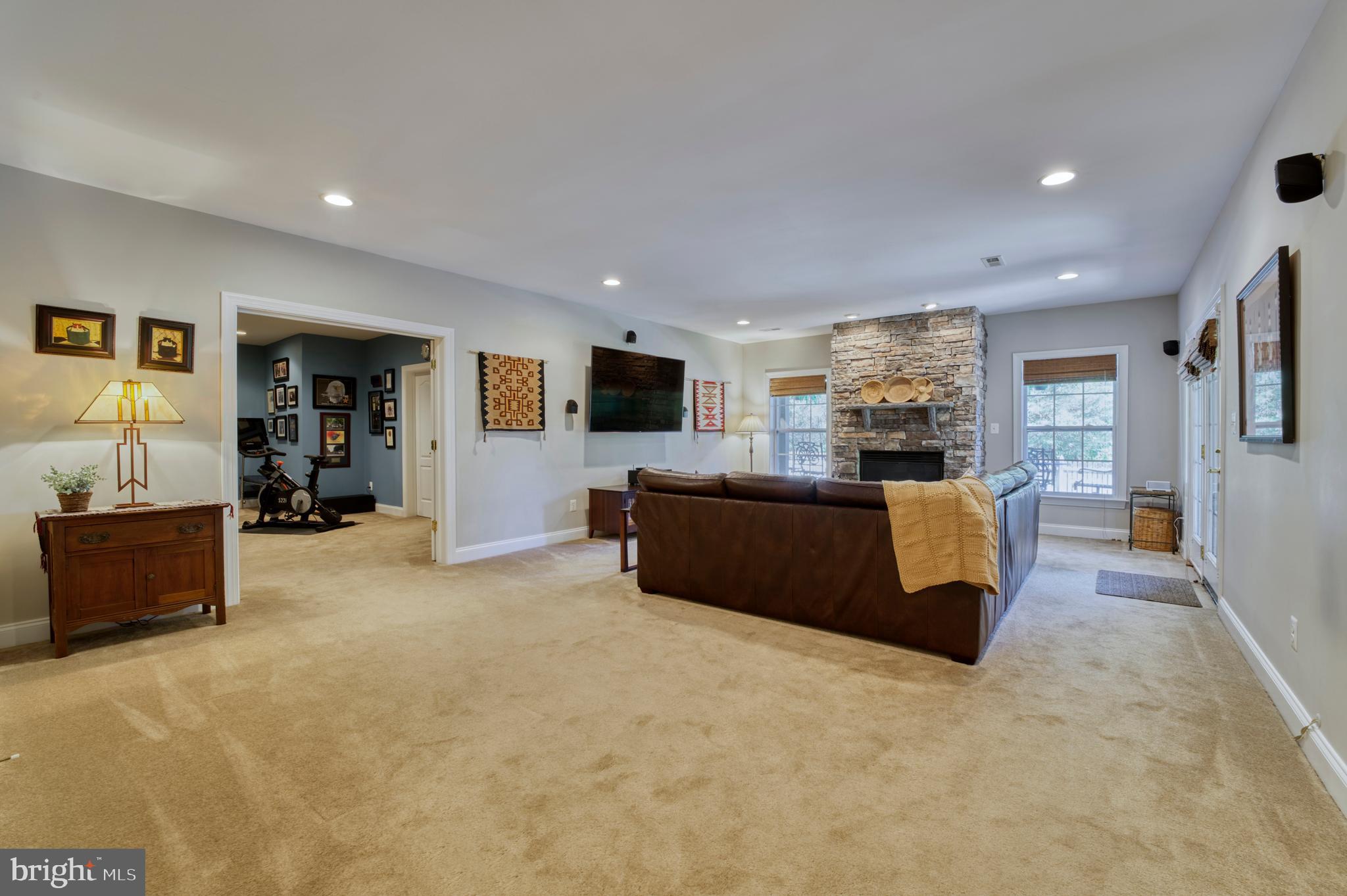 22176 Windy Pine Ct