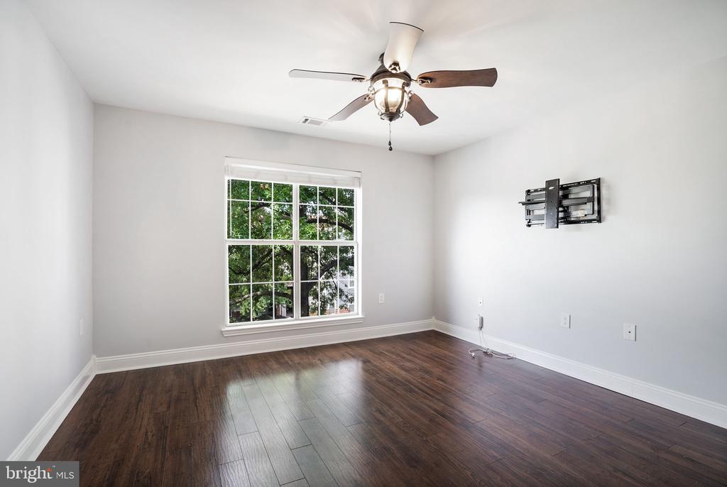 20965 Timber Ridge Ter #302