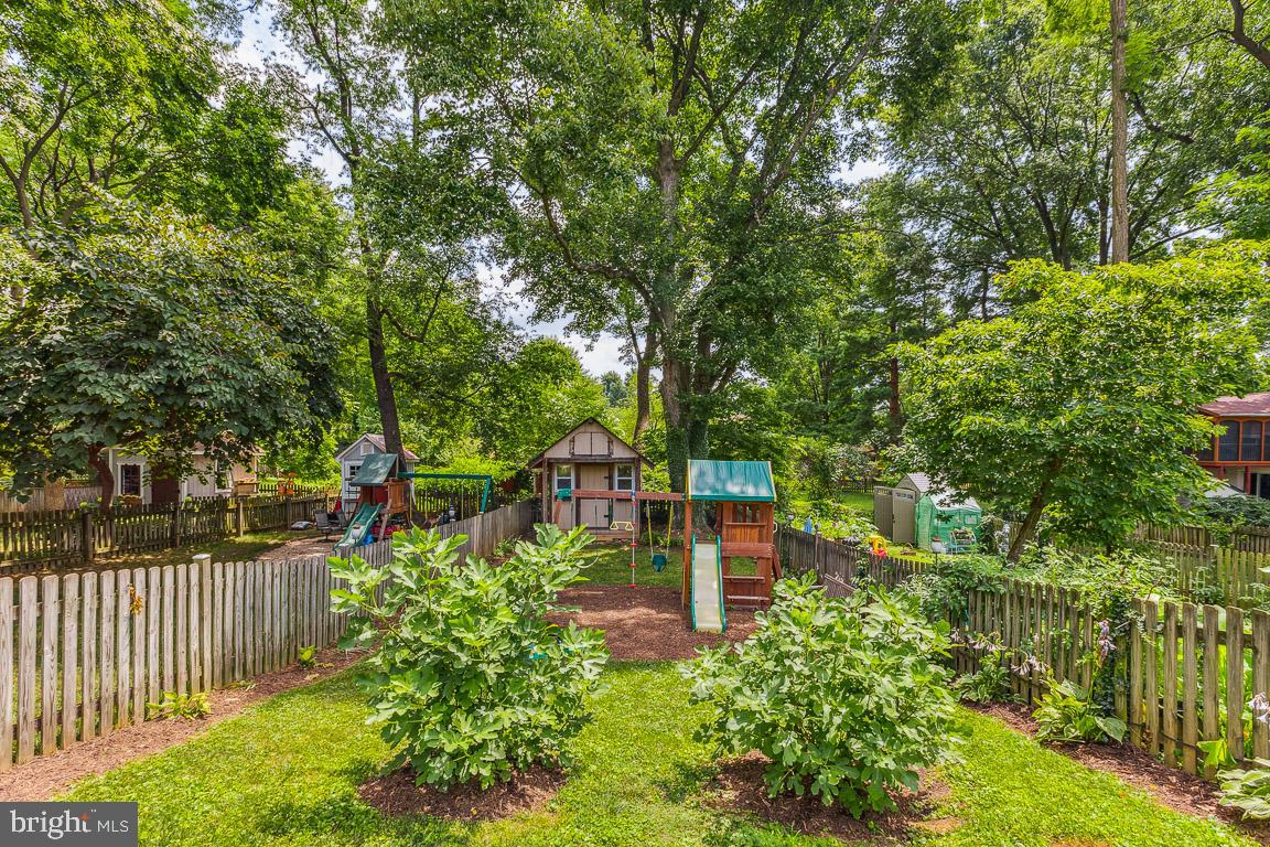 208 Wilson Ave NW