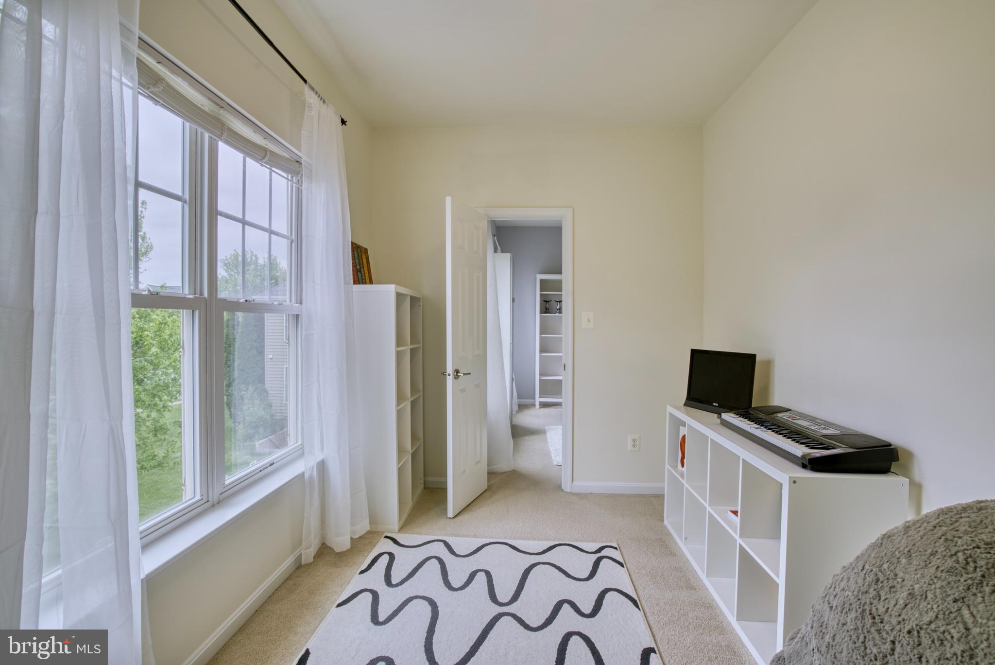 42104 Glacier Bay Ct