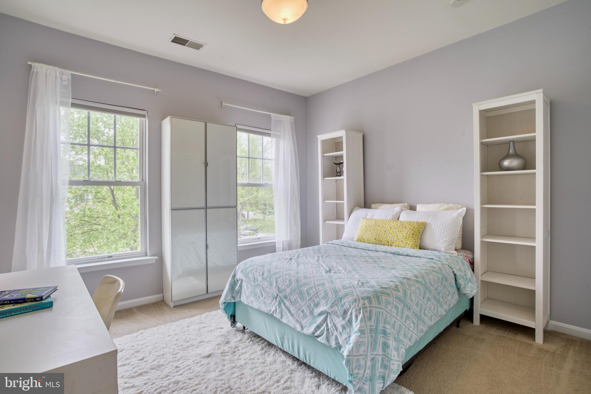 42104 Glacier Bay Ct