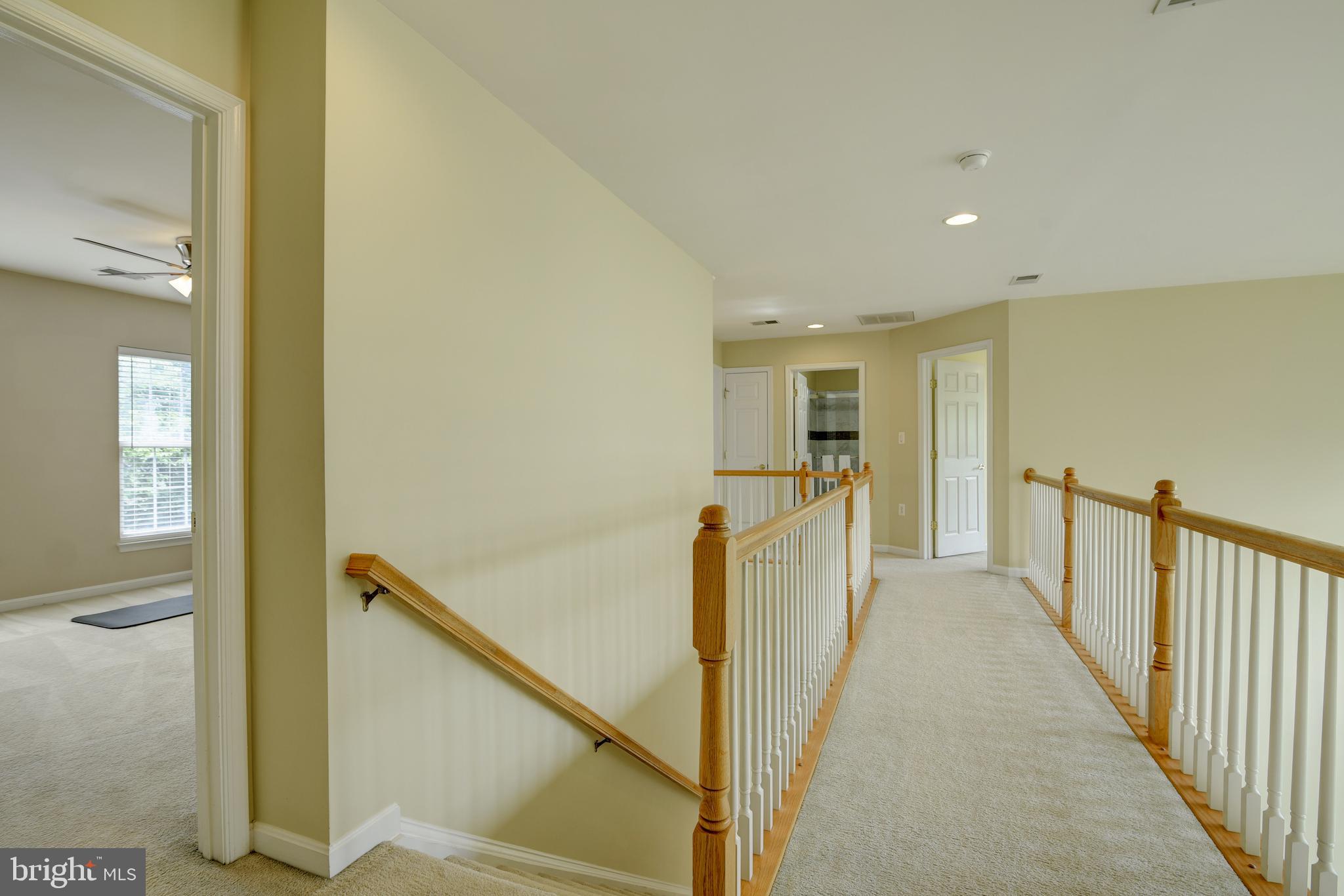 750 Bonnie Ridge Dr NE