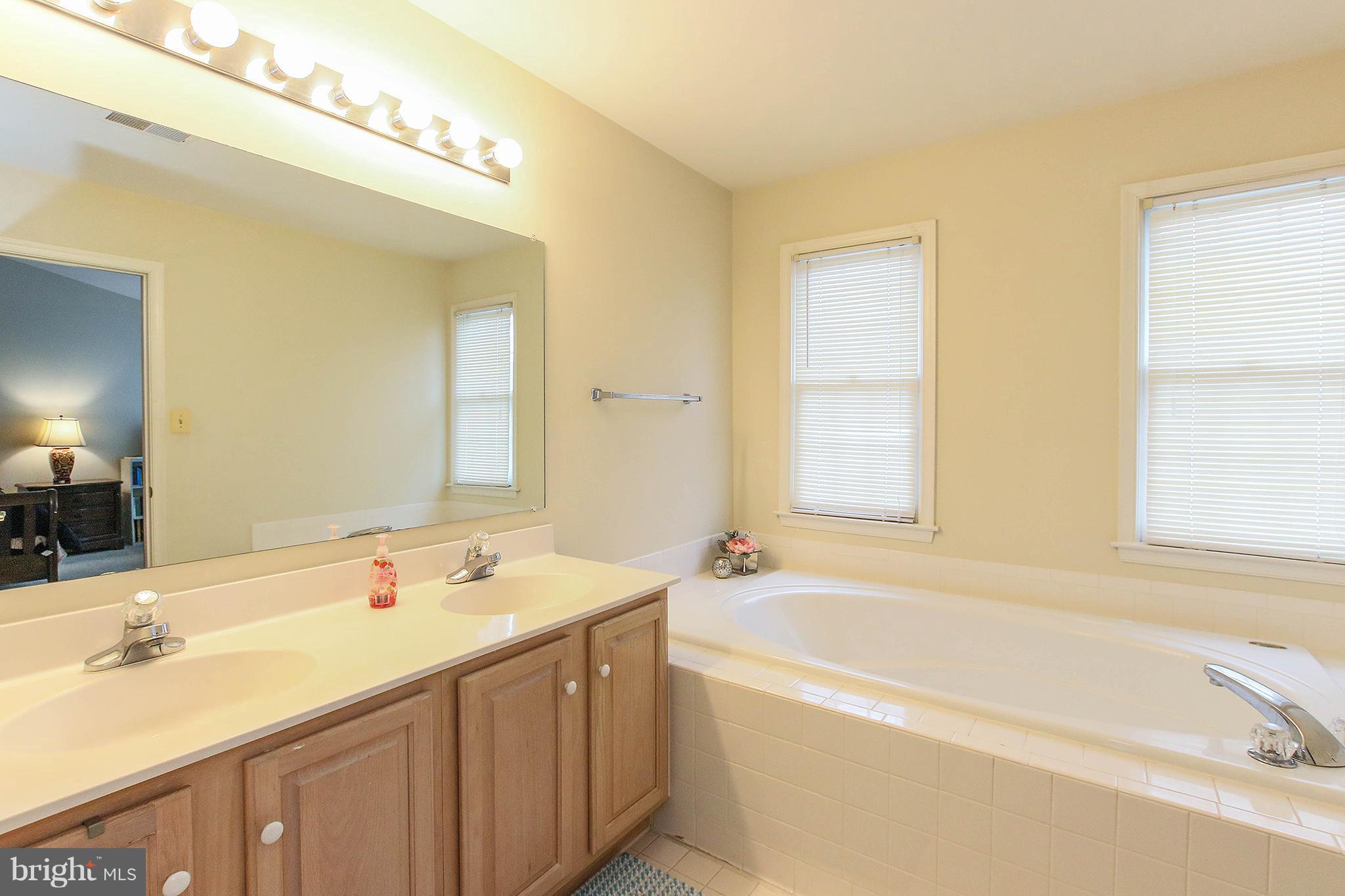 47687 Whirlpool Sq