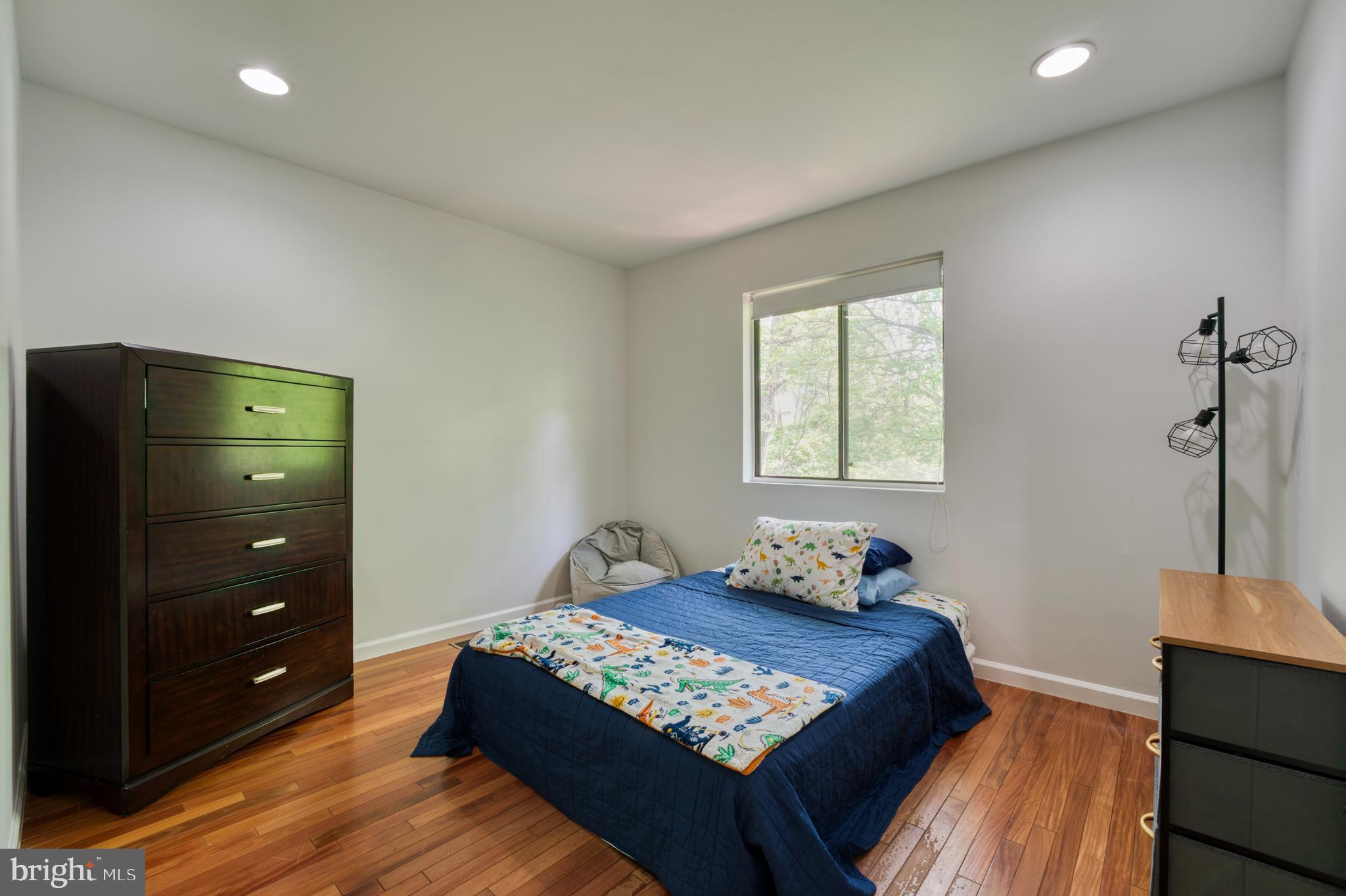 206 Keyes Ct
