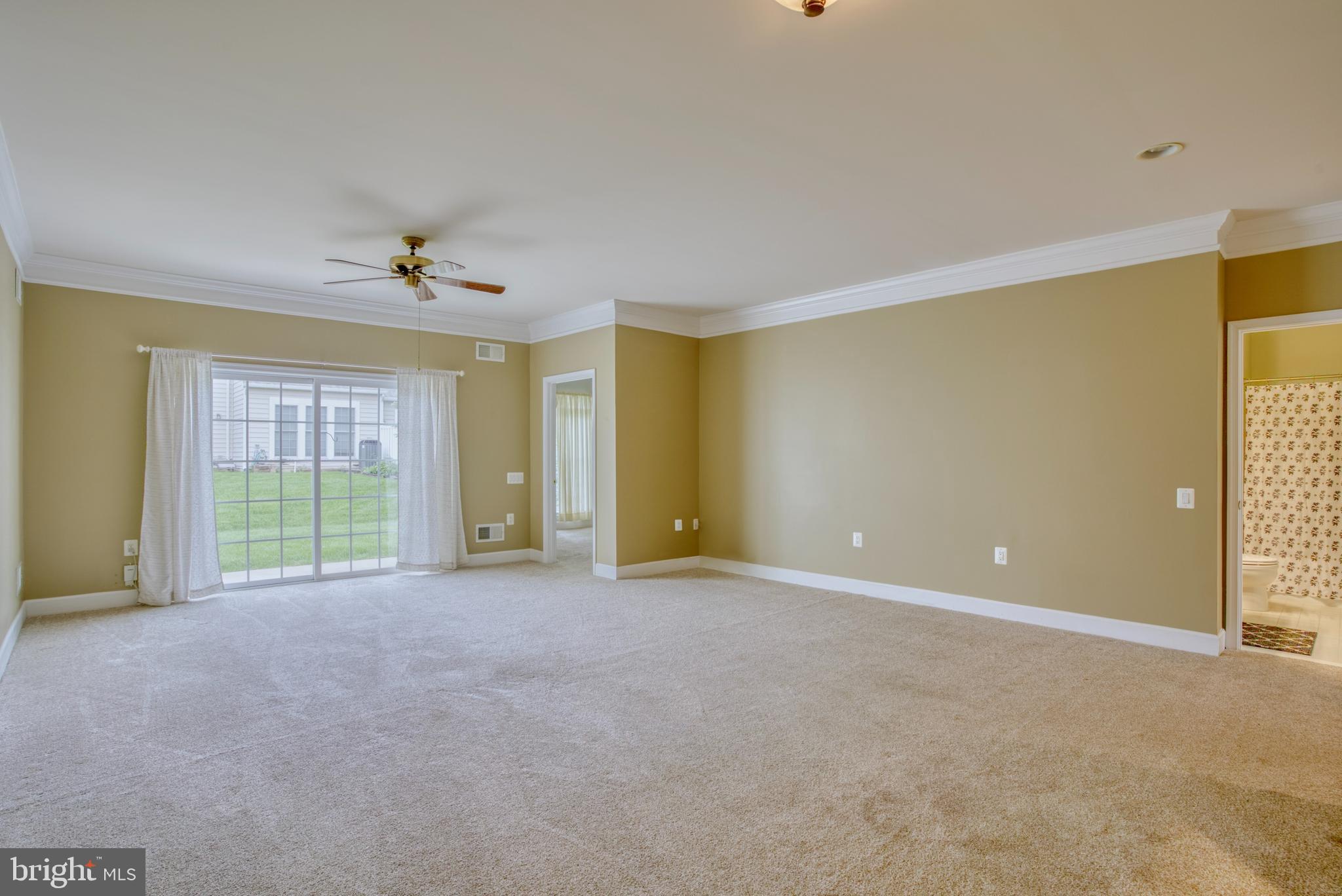 44485 Maltese Falcon Sq