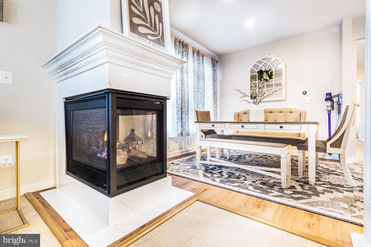 24946 Bannockburn Ter