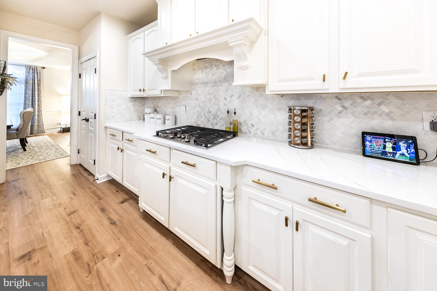24946 Bannockburn Ter