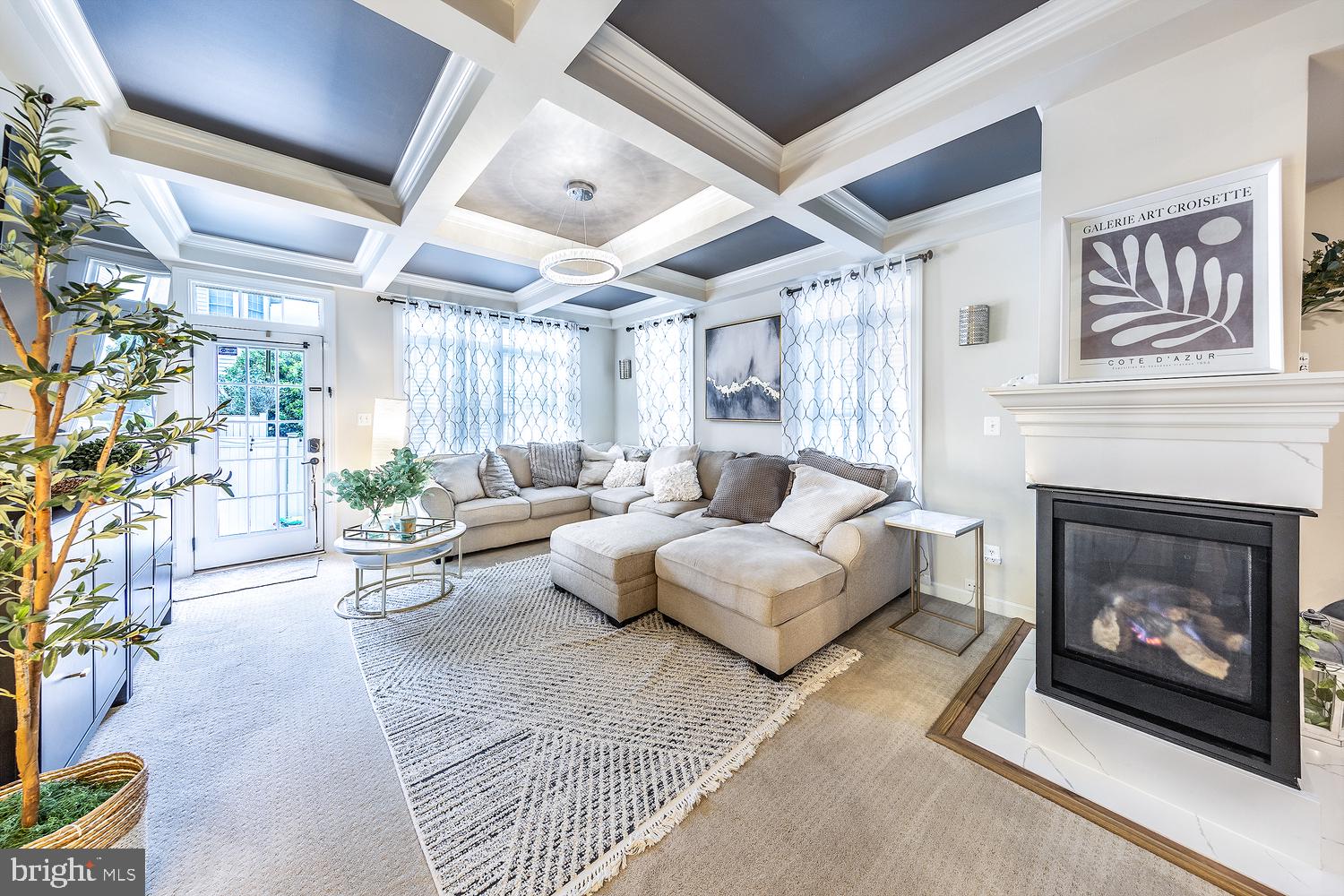 24946 Bannockburn Ter
