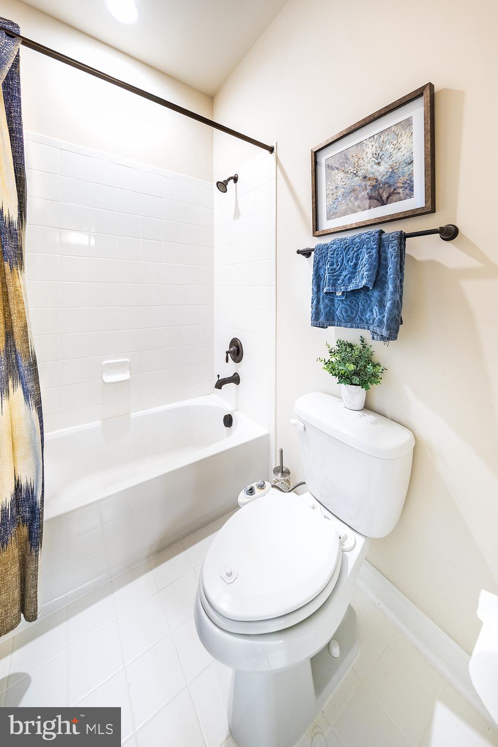 24946 Bannockburn Ter