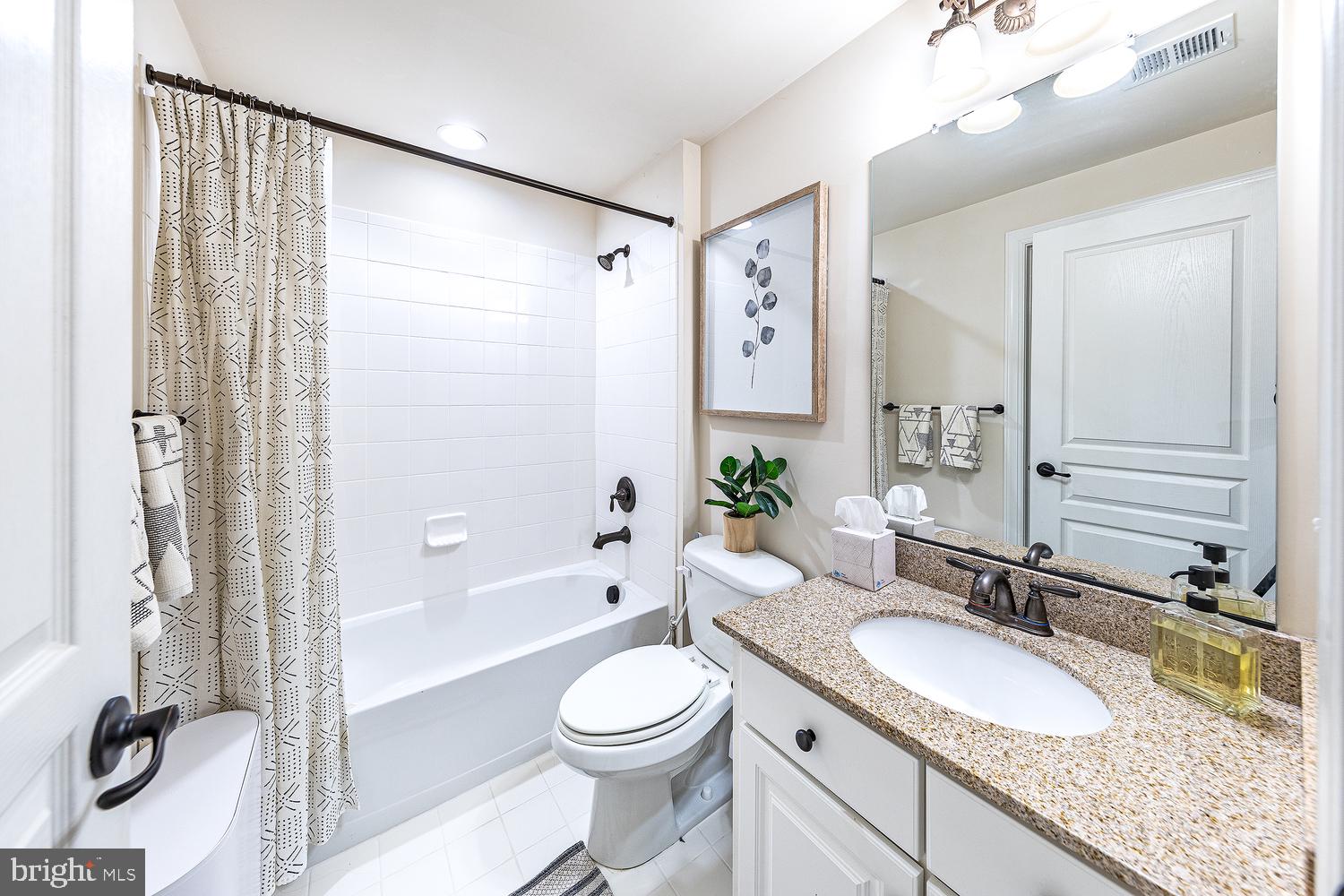24946 Bannockburn Ter