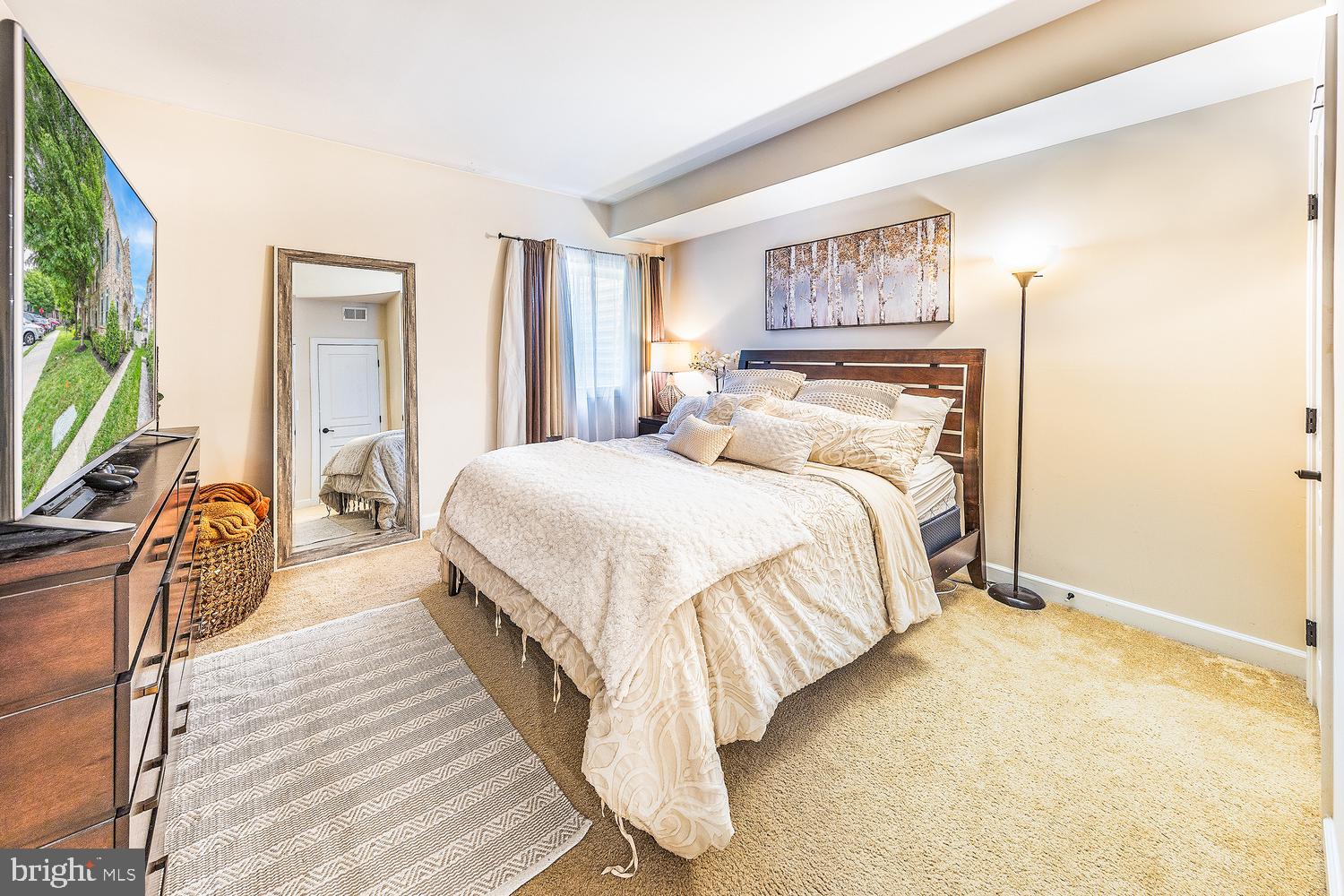 24946 Bannockburn Ter