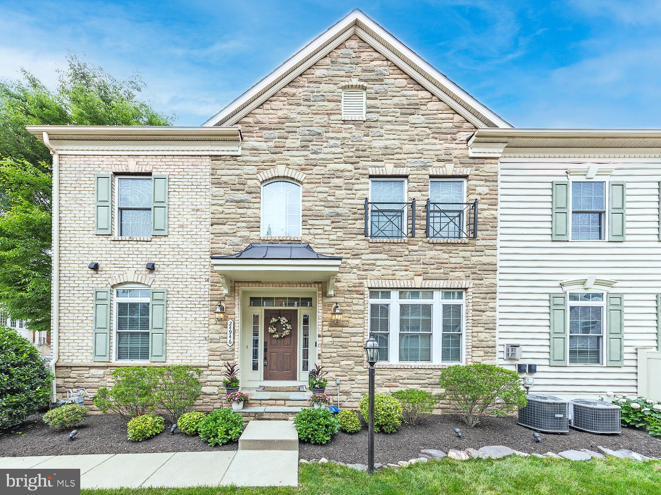 24946 Bannockburn Ter