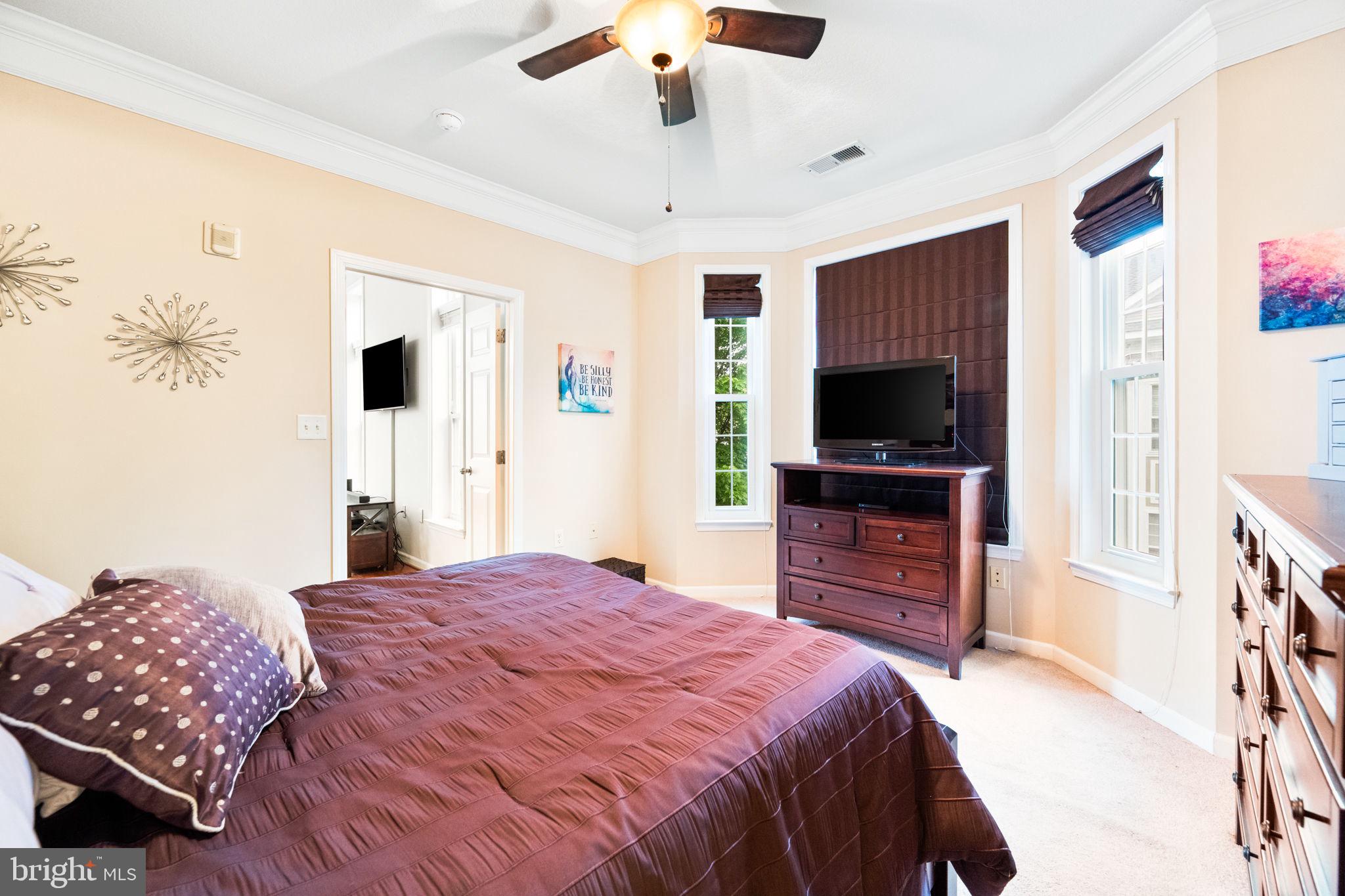 505 Sunset View Ter SE #303
