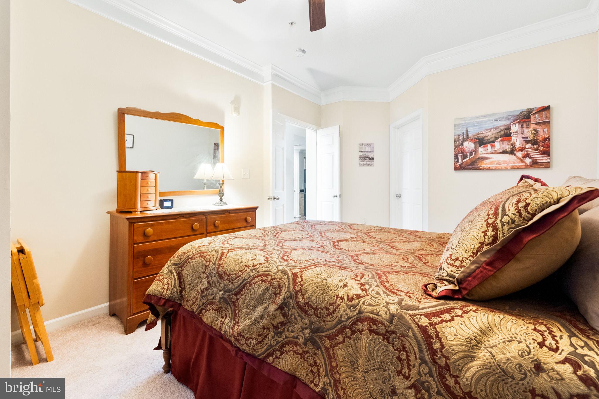 505 Sunset View Ter SE #303