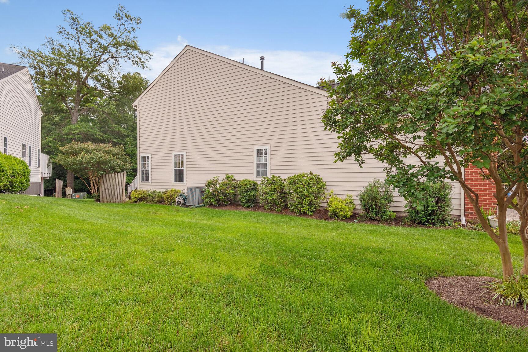 44411 Livonia Ter