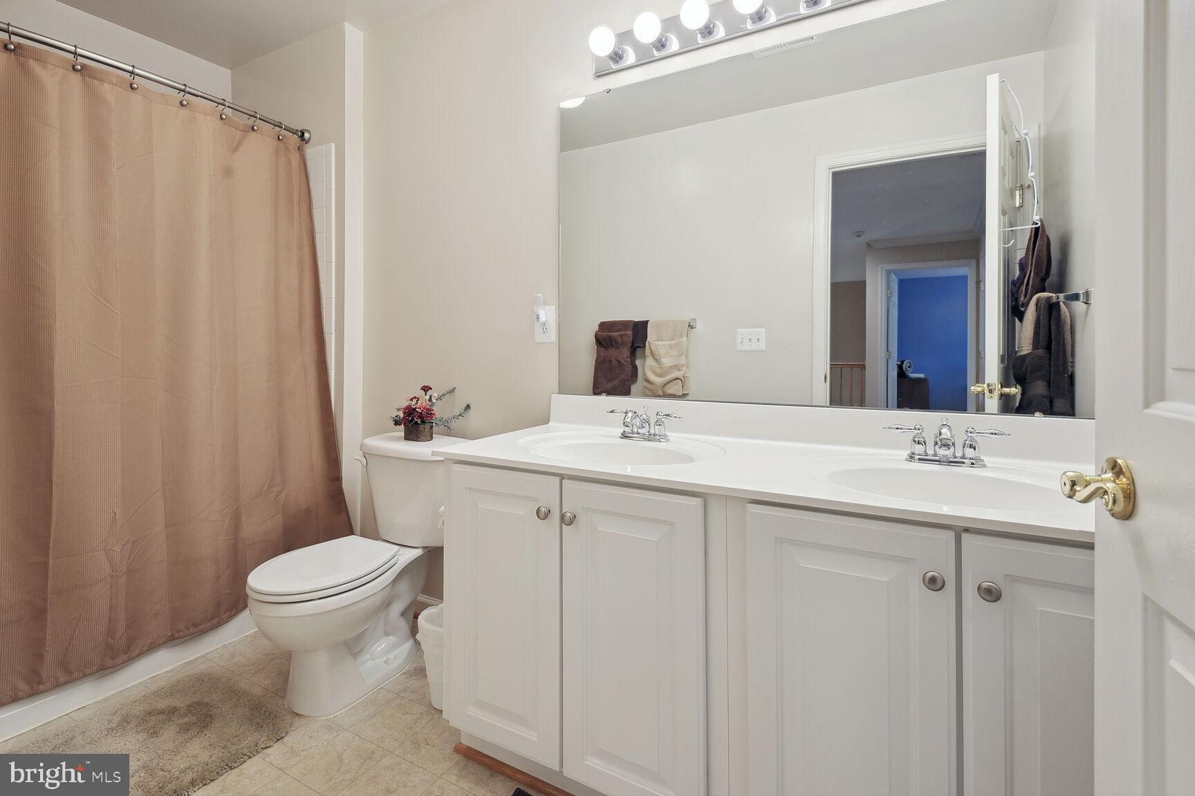 44411 Livonia Ter