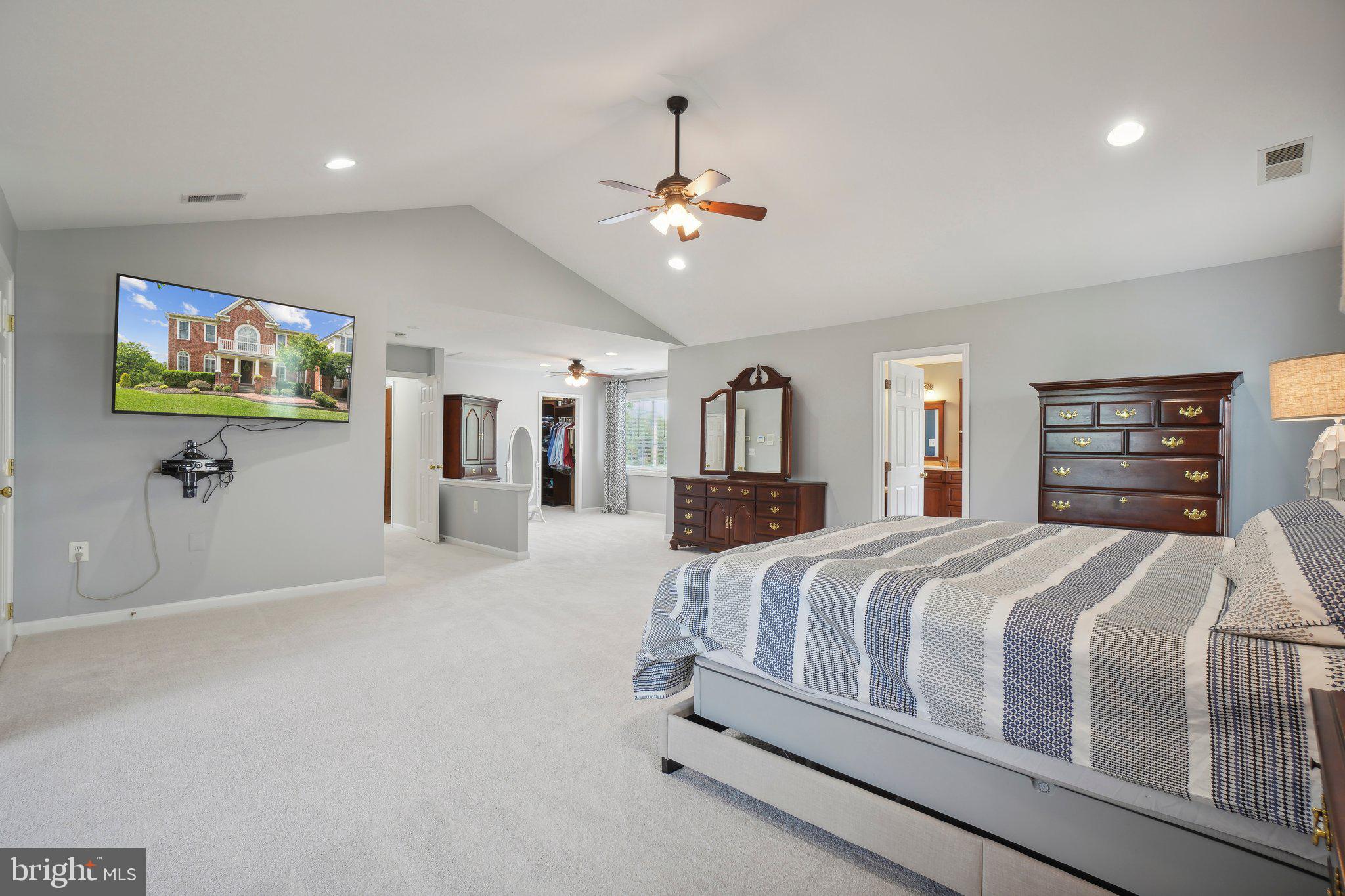 21487 Estate Pl