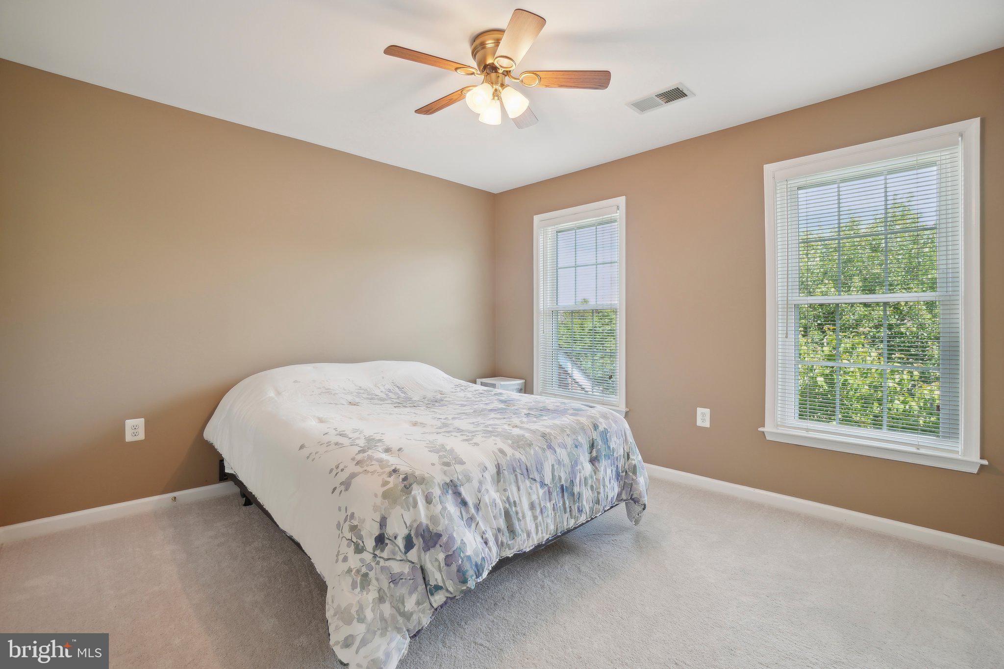 21487 Estate Pl