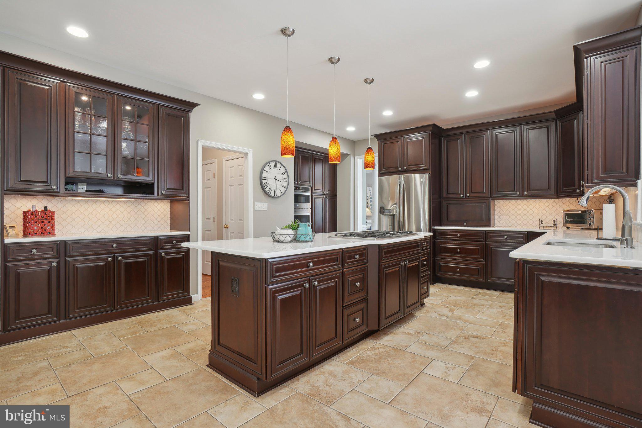 21487 Estate Pl