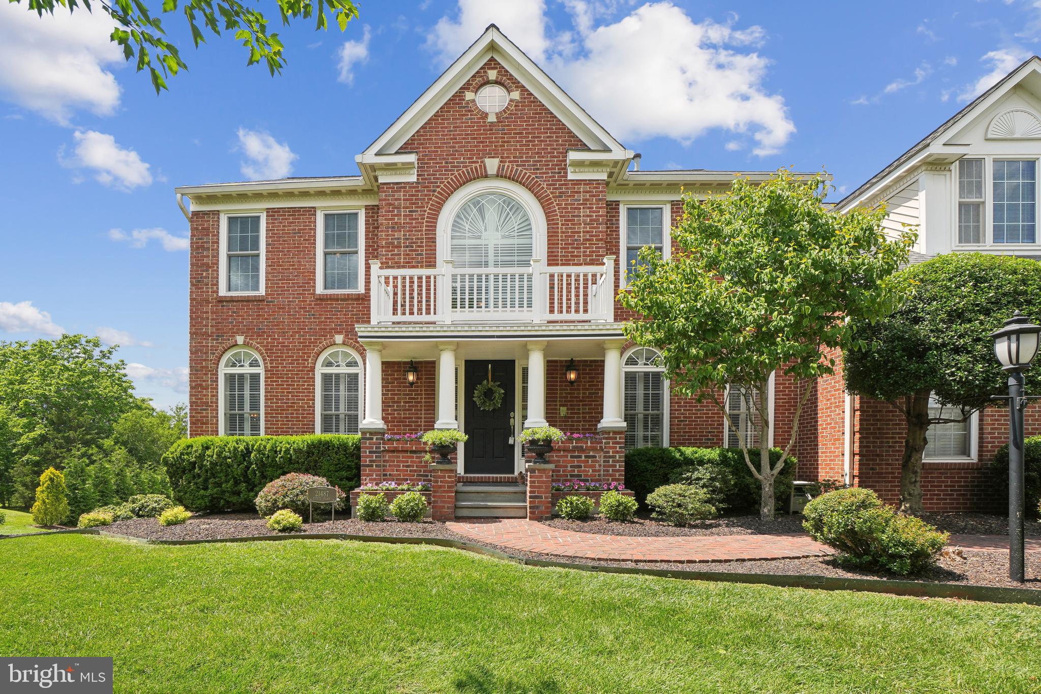 21487 Estate Pl
