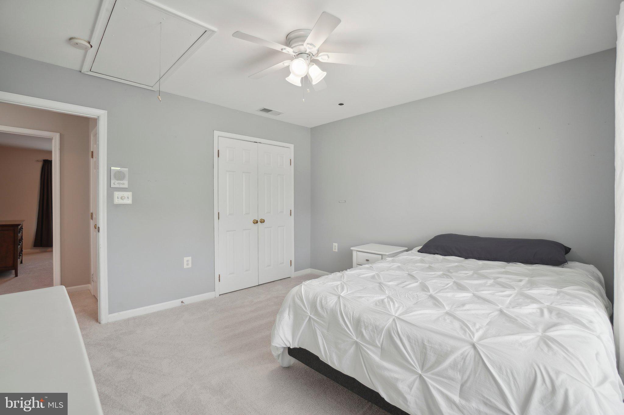 21487 Estate Pl