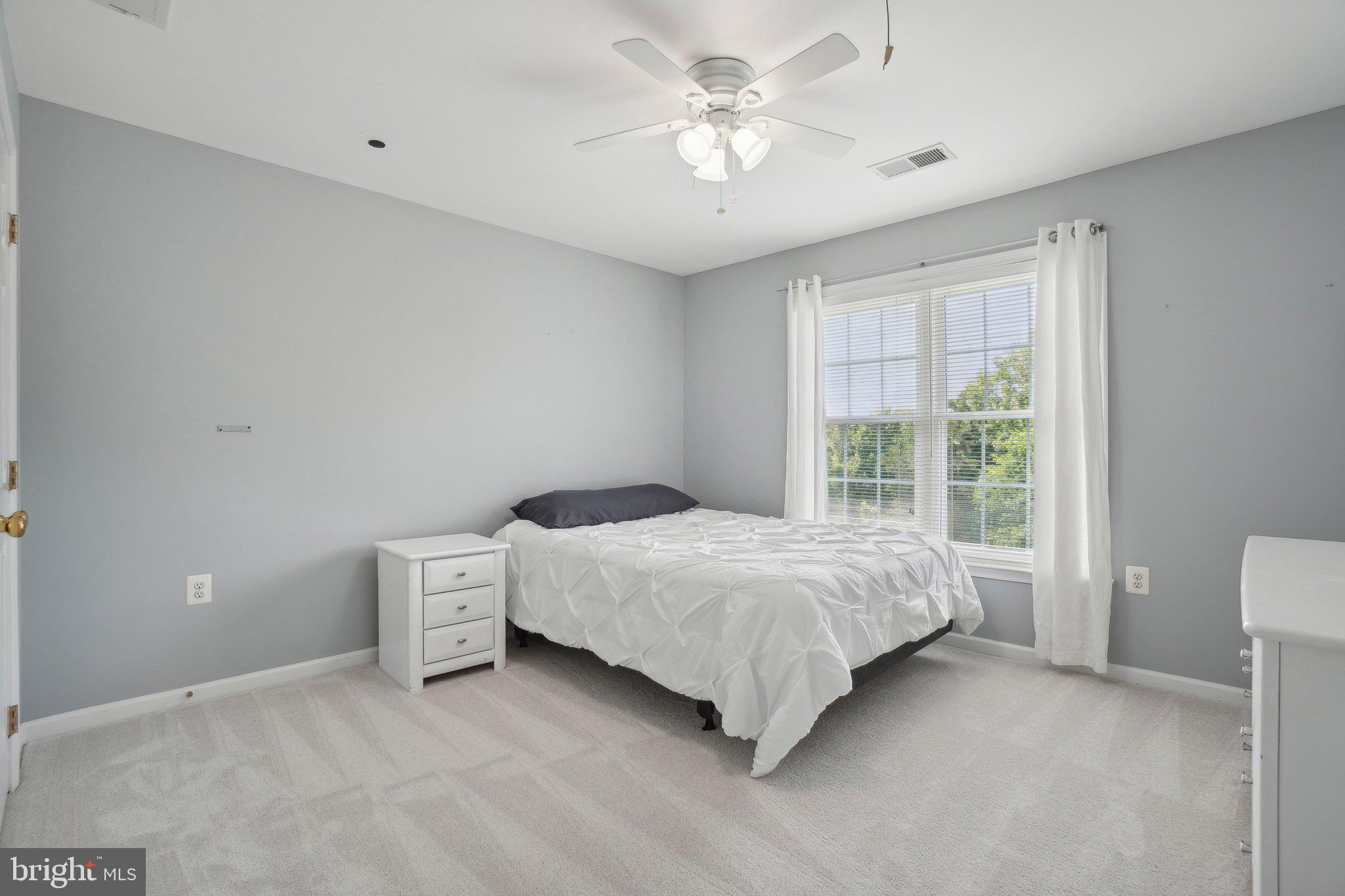 21487 Estate Pl