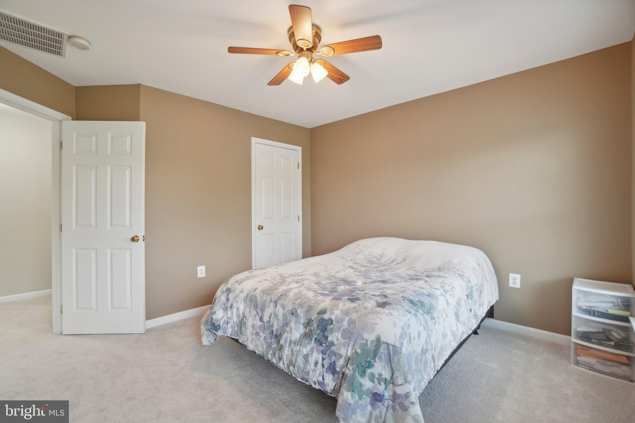 21487 Estate Pl