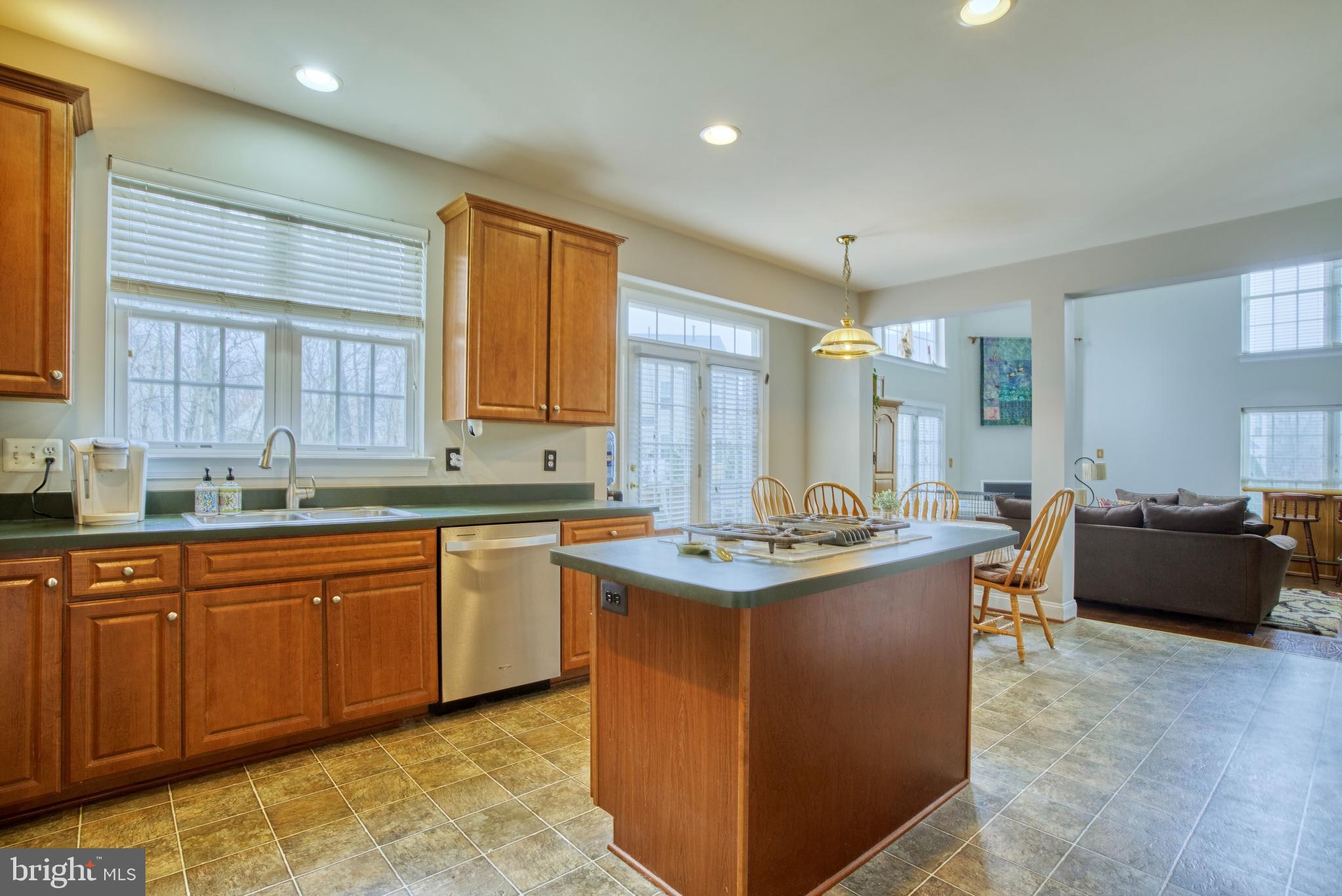 42109 Glacier Bay Ct
