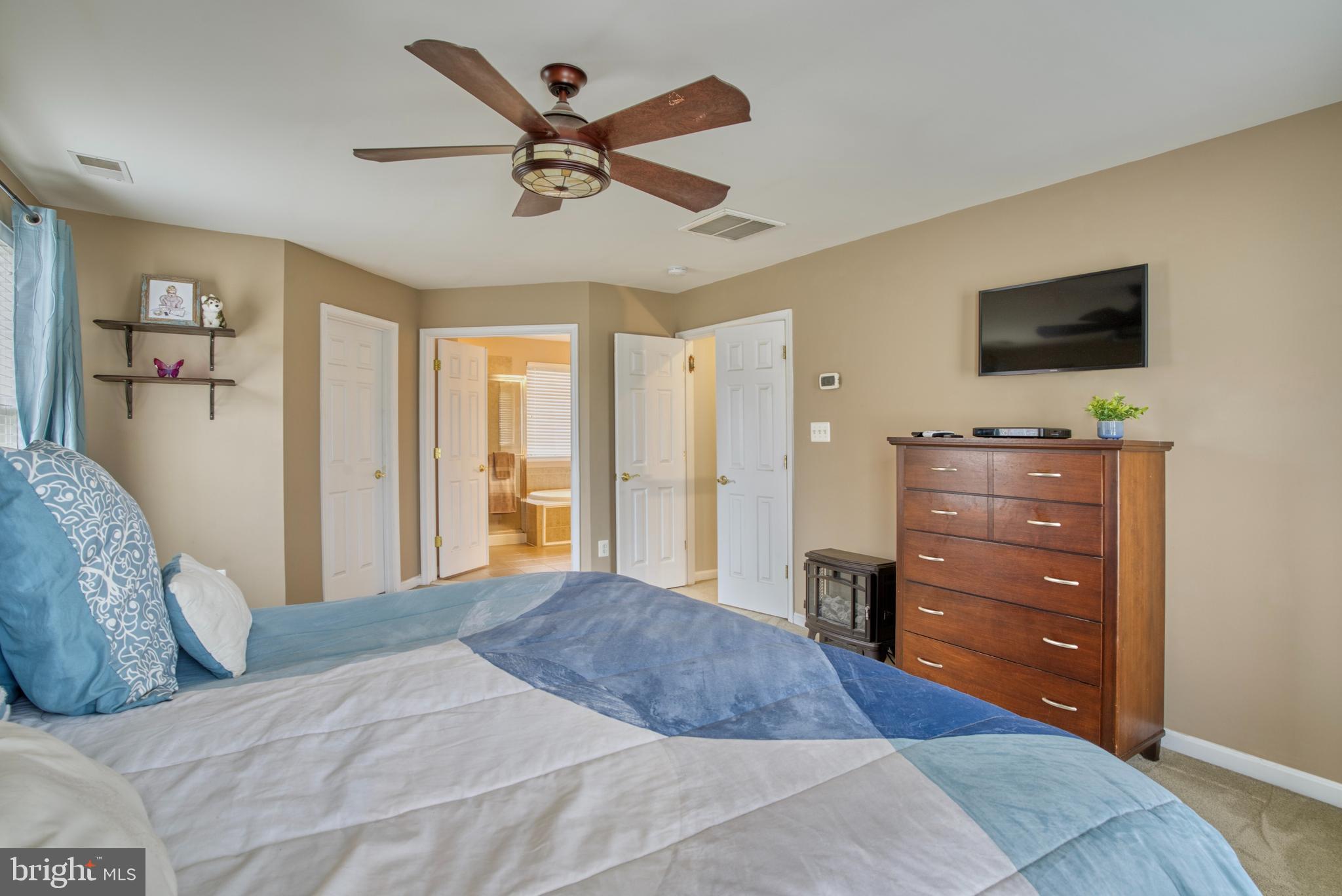 42109 Glacier Bay Ct