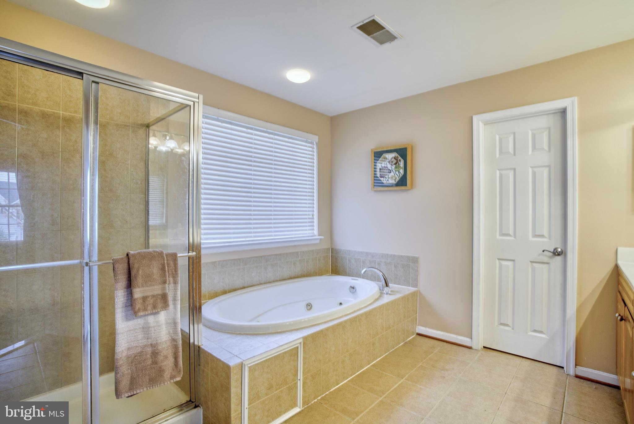 42109 Glacier Bay Ct