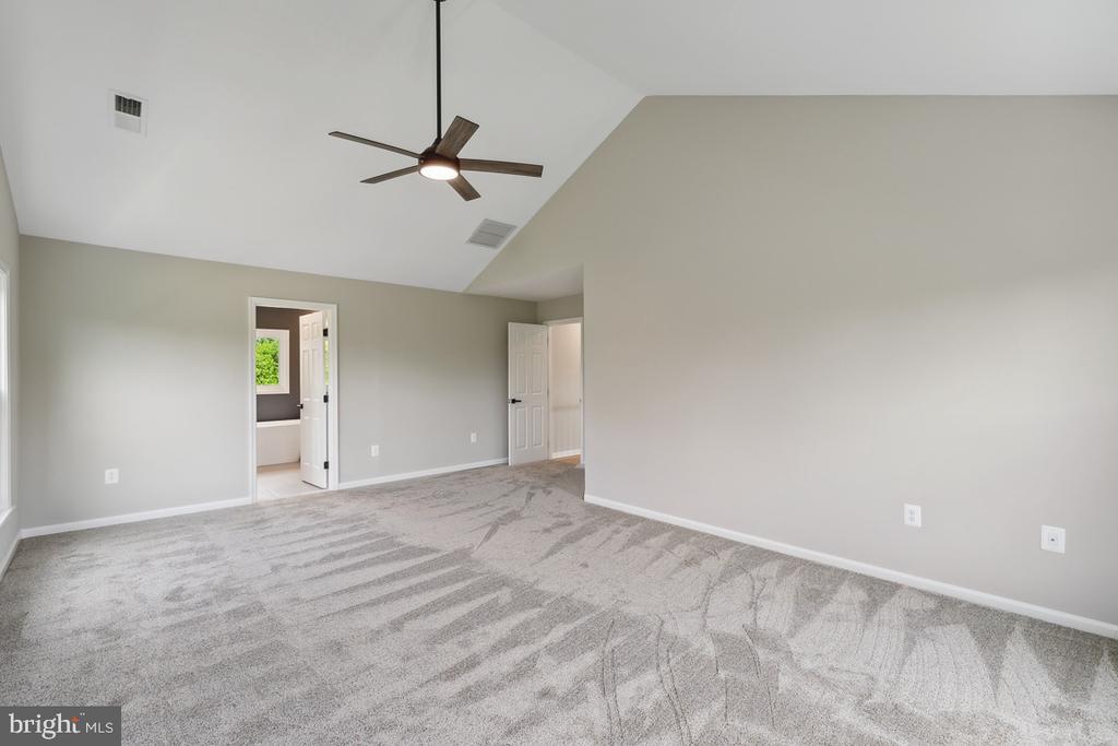 21440 Estate Pl