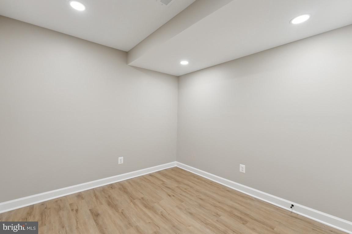 21440 Estate Pl