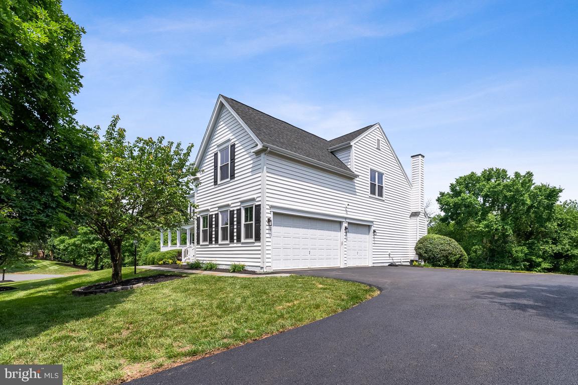 21440 Estate Pl