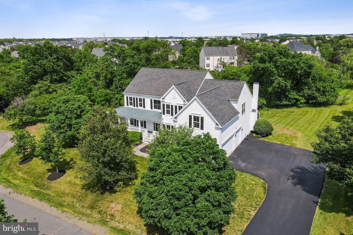 21440 Estate Pl
