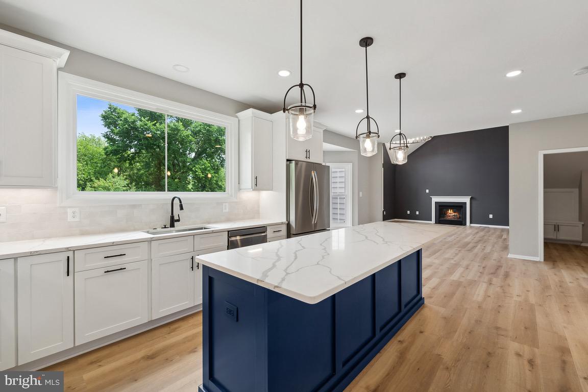 21440 Estate Pl