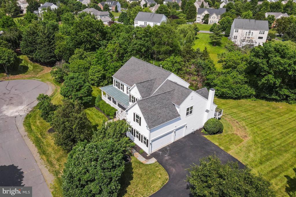 21440 Estate Pl