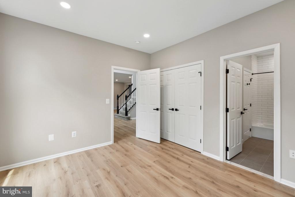 21440 Estate Pl