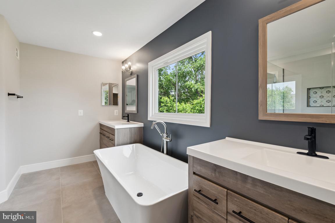 21440 Estate Pl